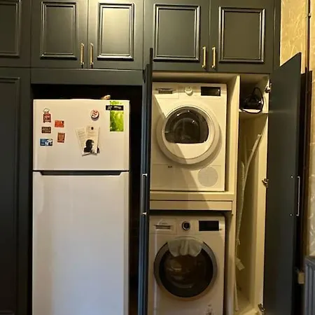 Apartmán Byzantine Architecture With Modern Decor